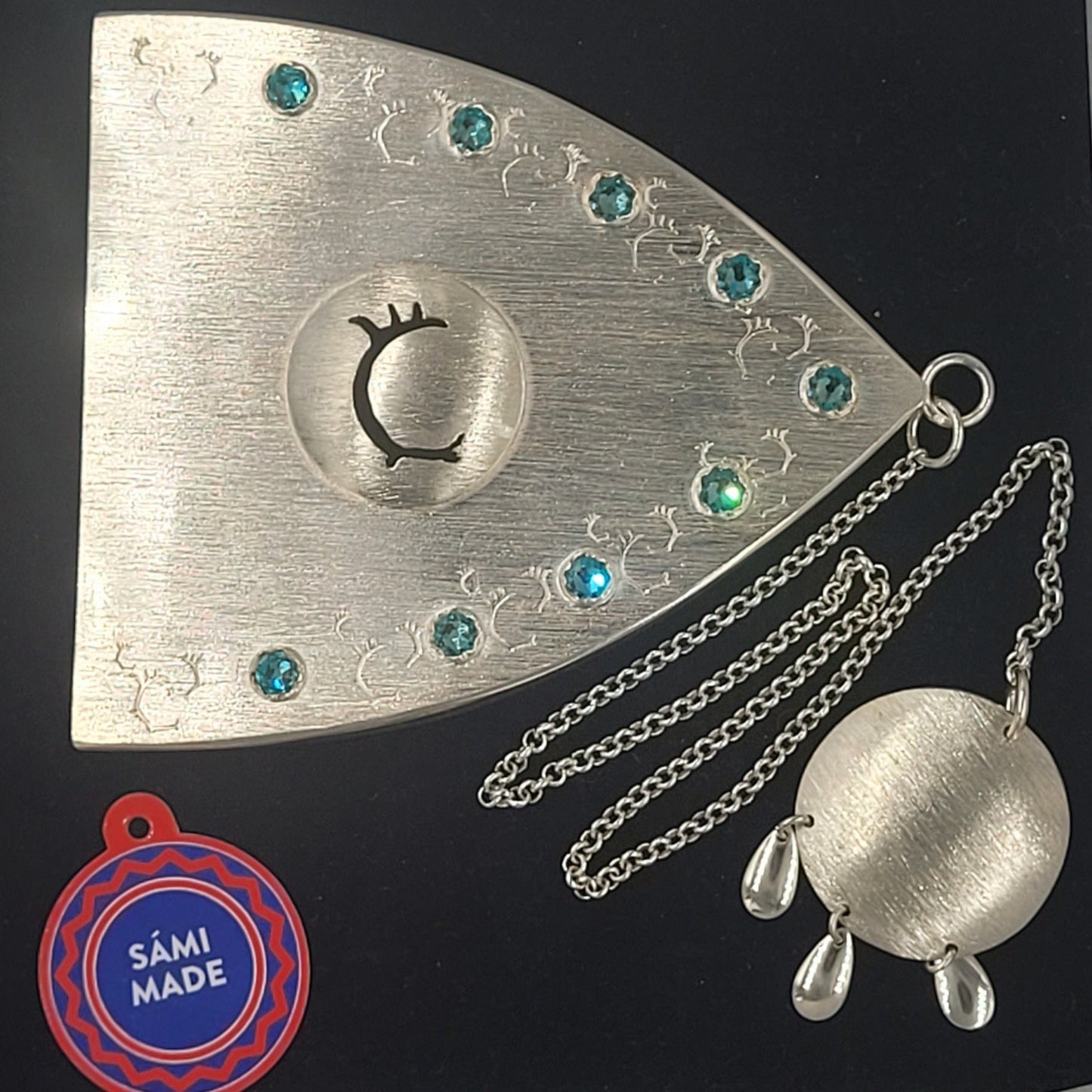 Váimmueana- Uniikki vyönpää koruketjulla